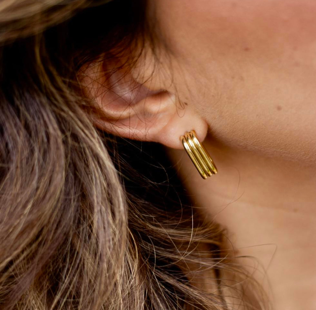 Astrid Hoops