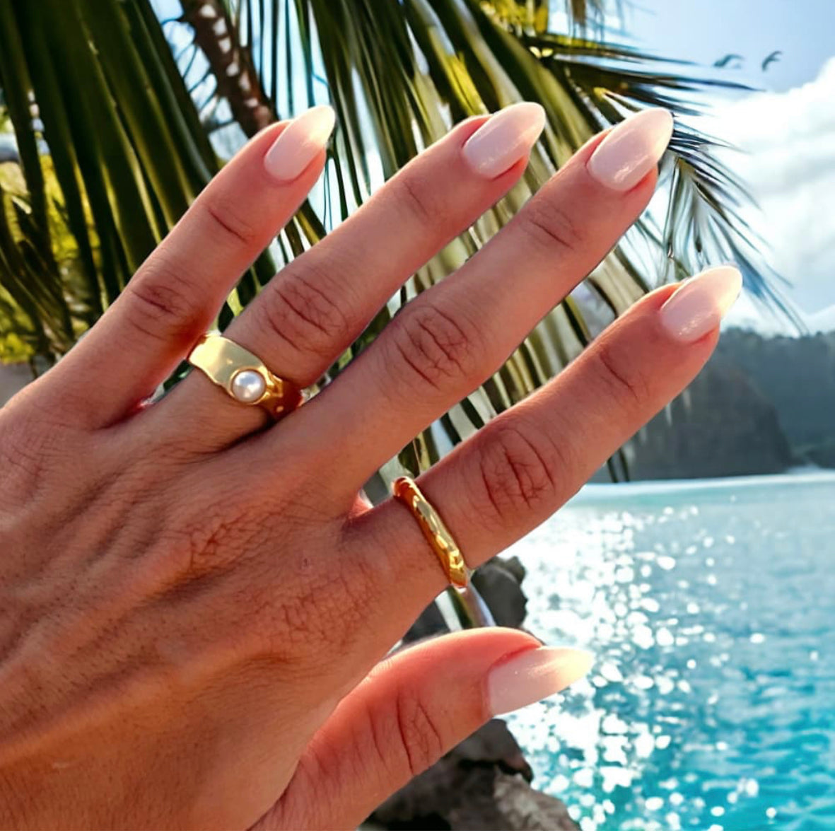 Aris Thick Pearl Ring
