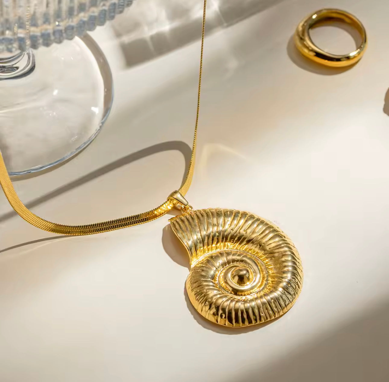 Venus Shell Necklace
