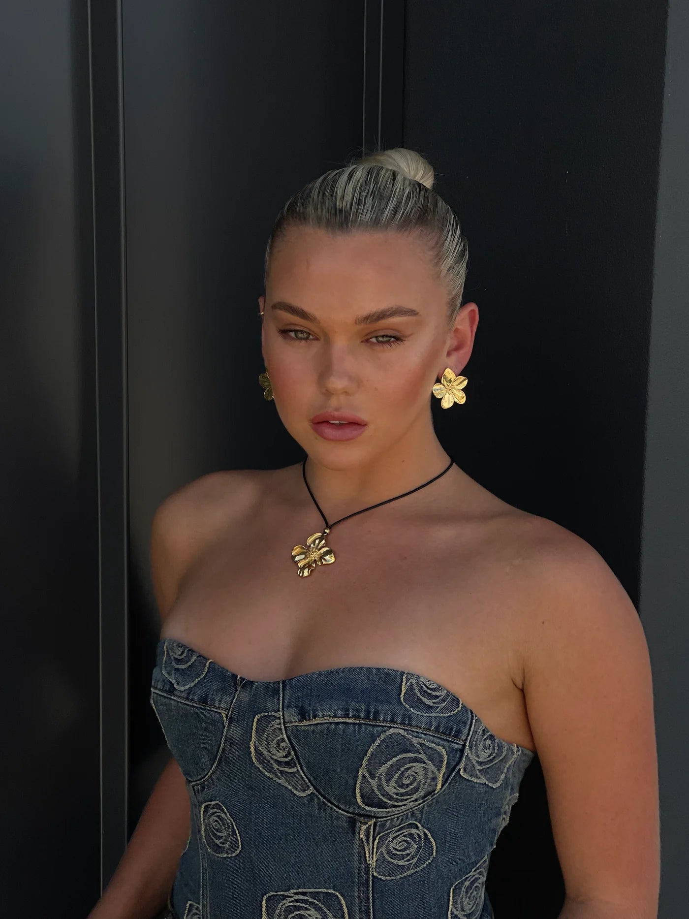 Leah Flowers Earrings